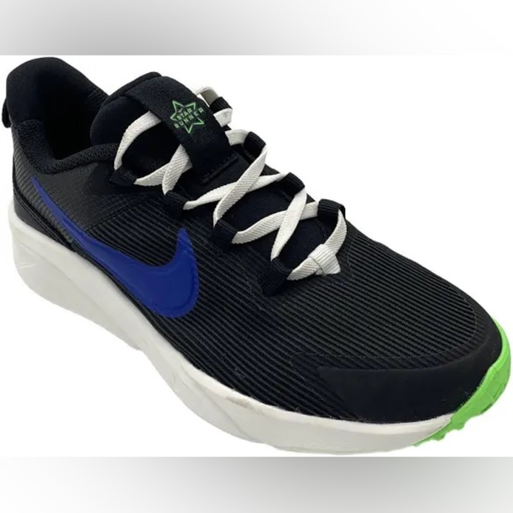 Nike Boy’s 7Y Star Runner 4 Sneakers